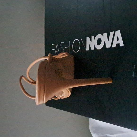 Asos Public Desire Zing tie leg heeled sandals in beige - Picture 3 of 5